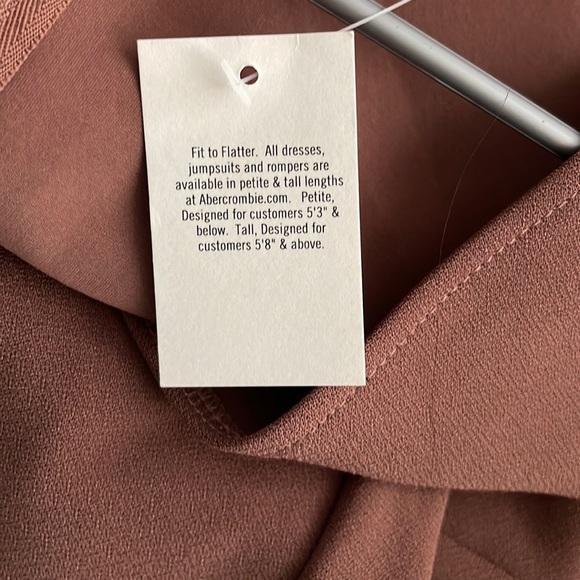 Abercrombie Long-Sleeve O-Ring Mini Dress - Picture 9 of 10